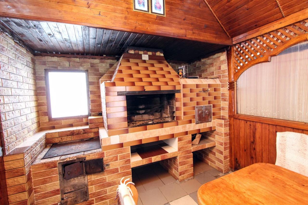 Cottage "Kliverent" Jaremče Exteriér fotografie