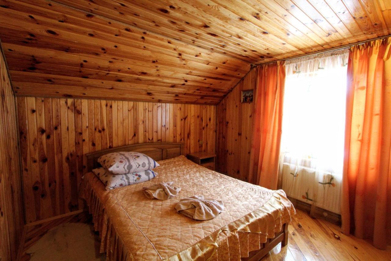 Cottage "Kliverent" Jaremče Exteriér fotografie