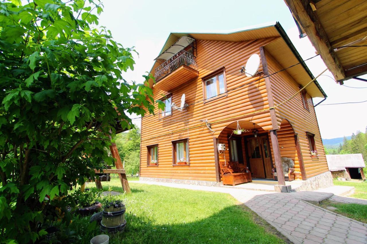 Cottage "Kliverent" Jaremče Exteriér fotografie
